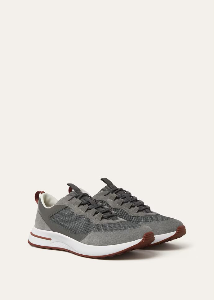 Sneaker Week End Walk